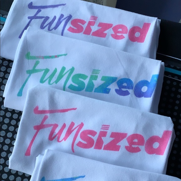 Funsized Racerback crop top - Picture 3 of 4